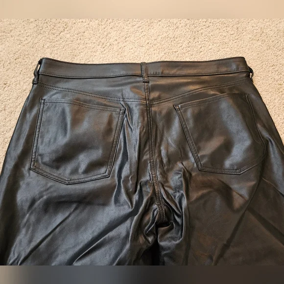 Old Navy Black High-Rise O.G. Straight Pants Women's Size 18 Faux Leather - Picture 14 of 14